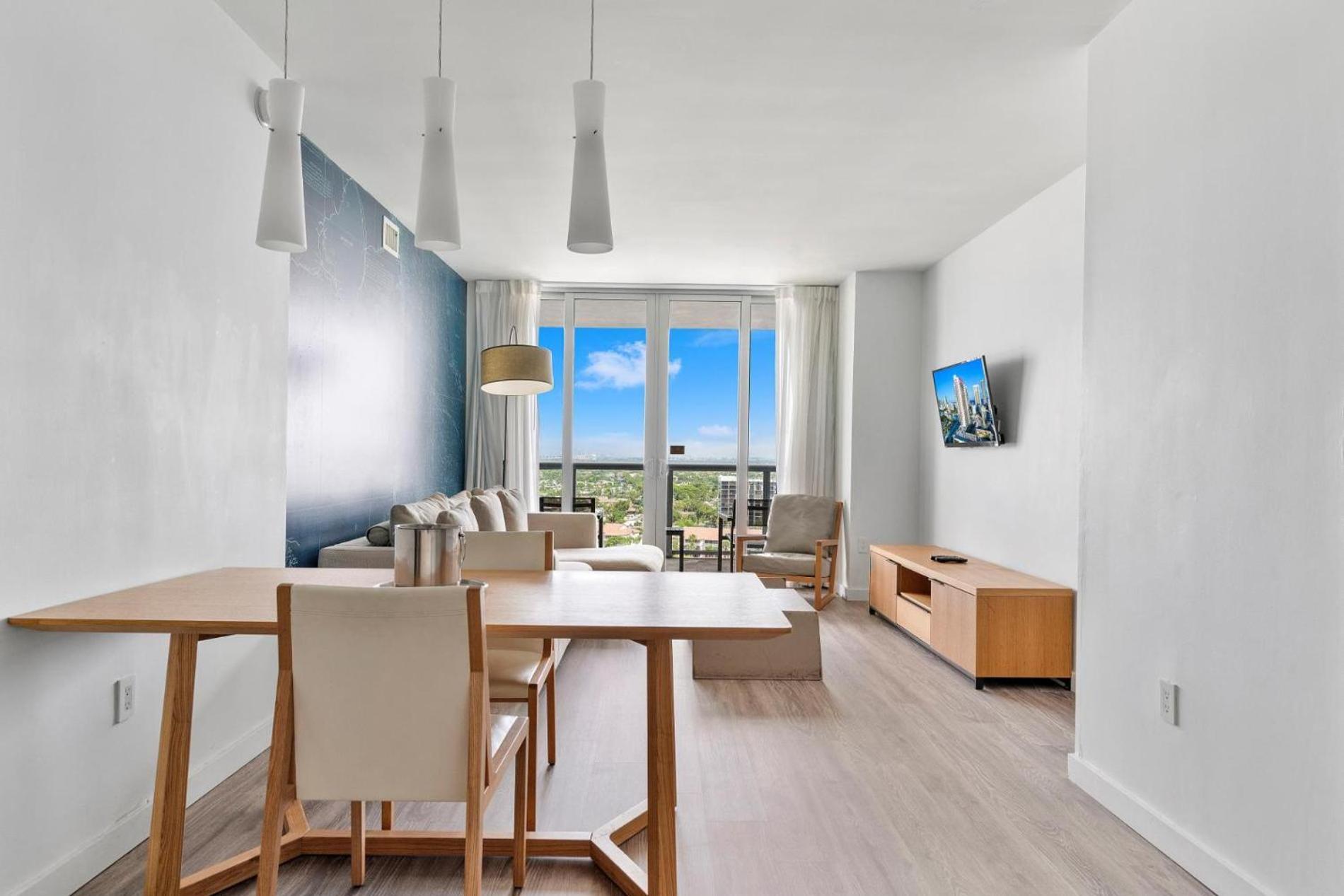 Modern One Bedroom Rental At Beach Walk Resort Miami 18Th Floor Халландейл-Бич Экстерьер фото